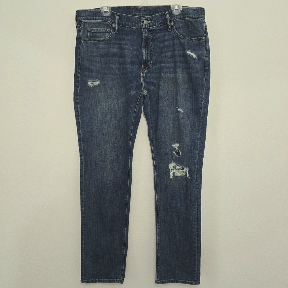 Abercrombie & Fitch Athletic Slim Jeans